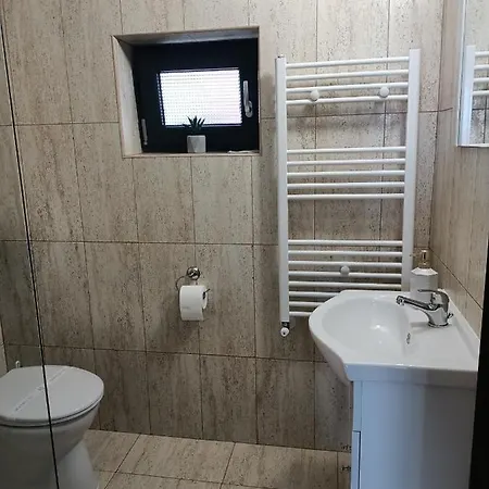 Ge Guest house *