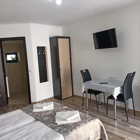 Guest house Ge *